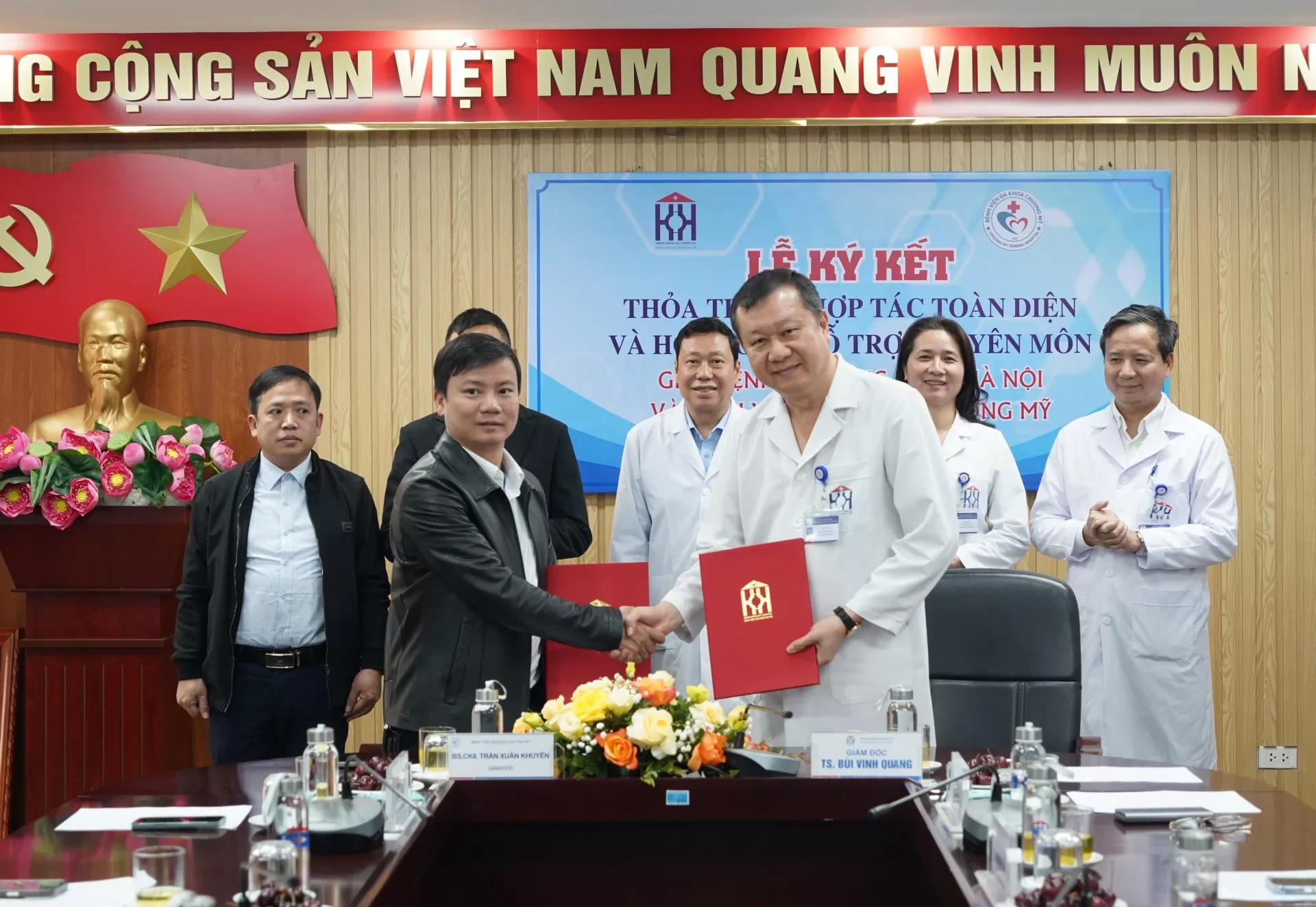 Lễ ký kết Thỏa thuận hợp tác toàn diện và Hợp đồng hỗ trợ chuyên môn giữa Bệnh viện Ung Bướu Hà Nội và Bệnh viện Đa khoa Chương Mỹ