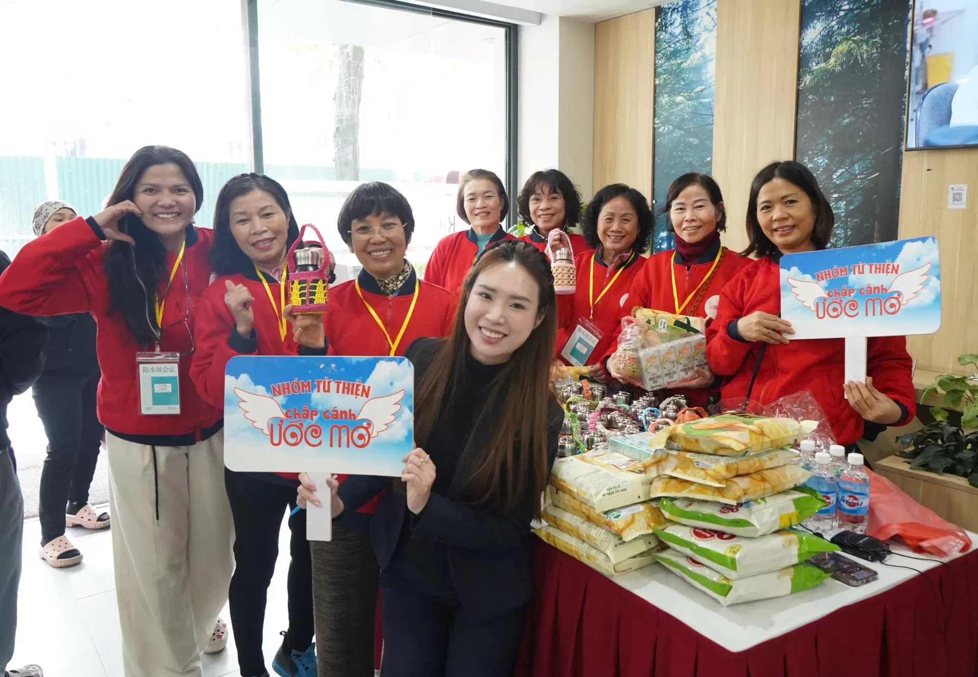 Tết yêu thương với chương trình 